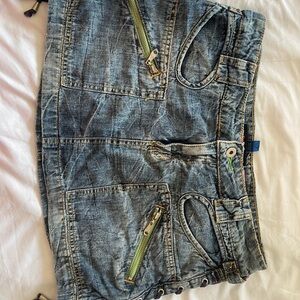 NWOT Vintage Y2K Dollhouse Denim Mini Skirt